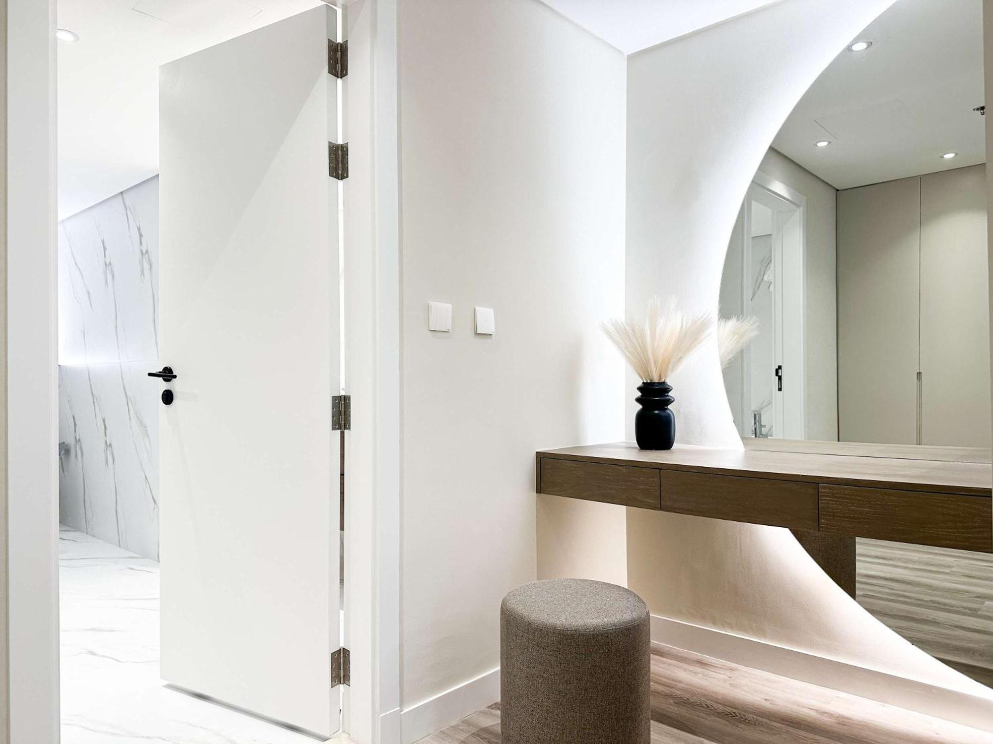Lägenhet Fabulous 1 Bedroom At 5 Star Dubai