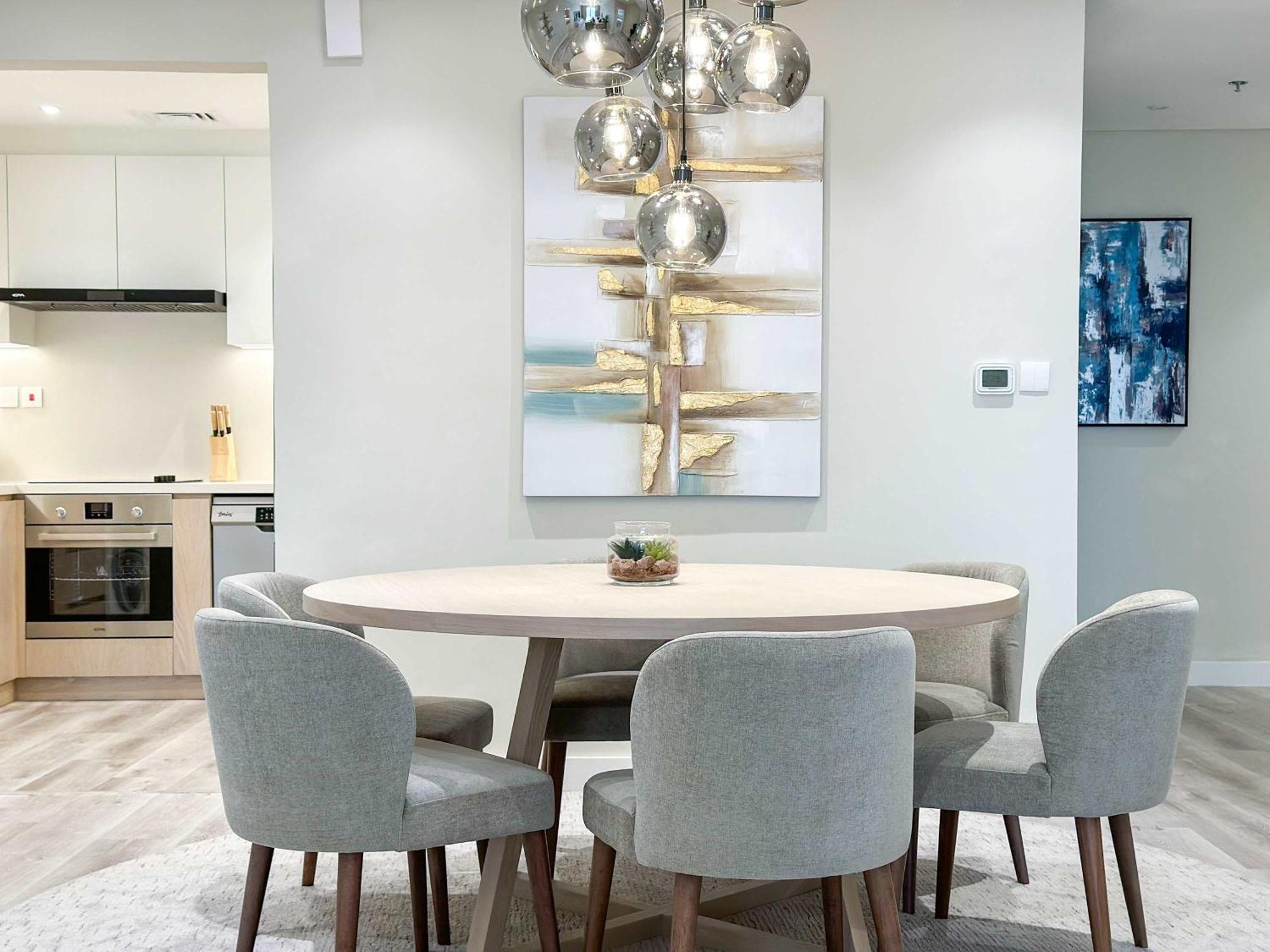 Fabulous 2br At 5 Star Apartemen *