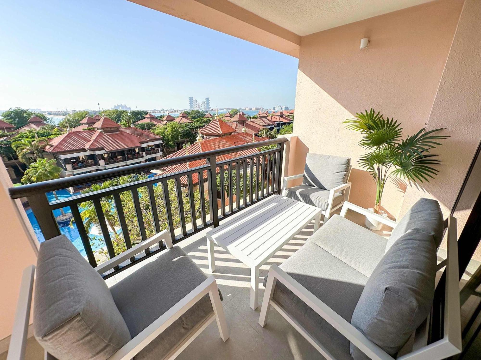 Apartemen Fabulous 2br At 5 Star *