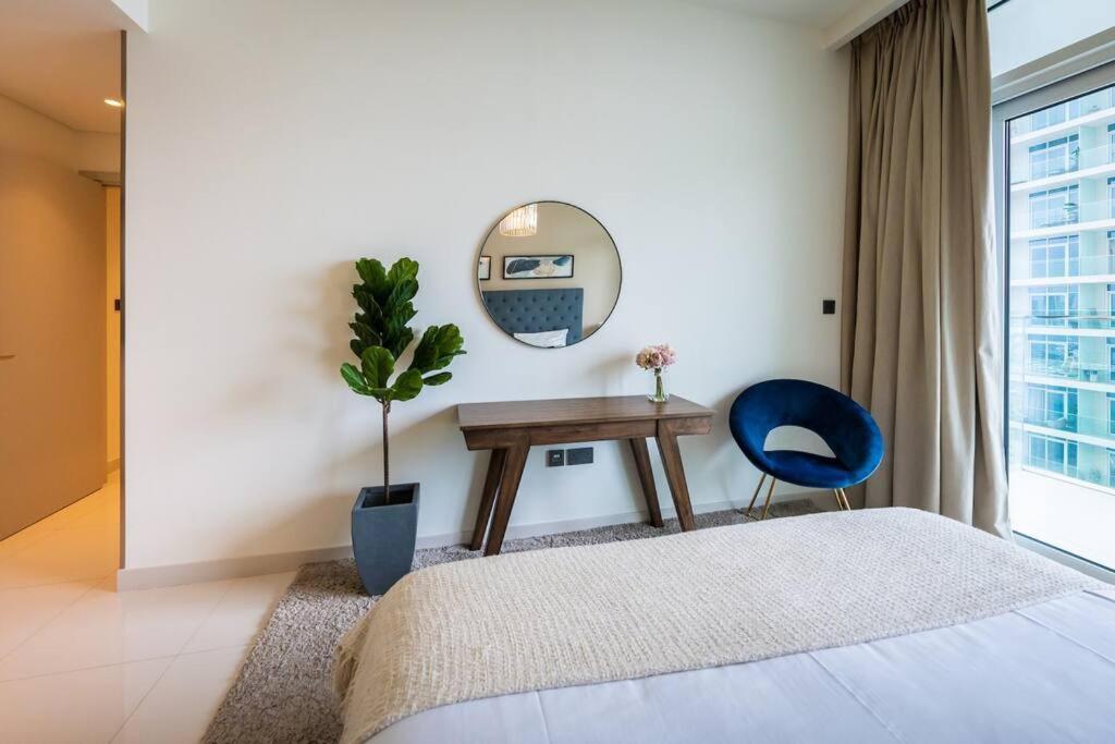 Glamorous 3br With Marina View Dubaï