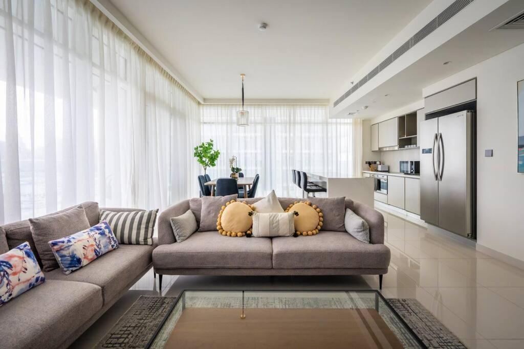 Glamorous 3br With Marina View Appartement