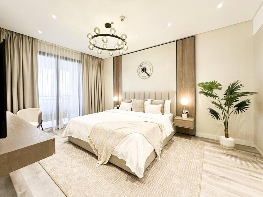 Appartamento Upgraded Gorgeous 1br At 5 Star Dubai