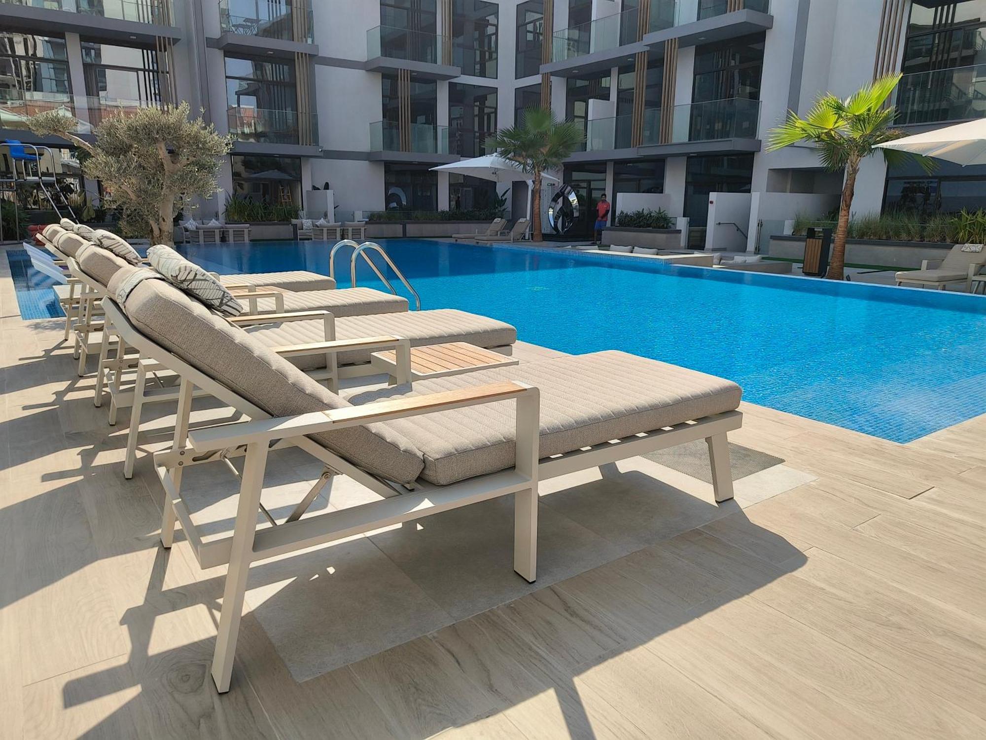Boutique Loft, Stylish, Cozy And Luxurious Style In Wonderful Building With 2 Pools & Gym Appartement *