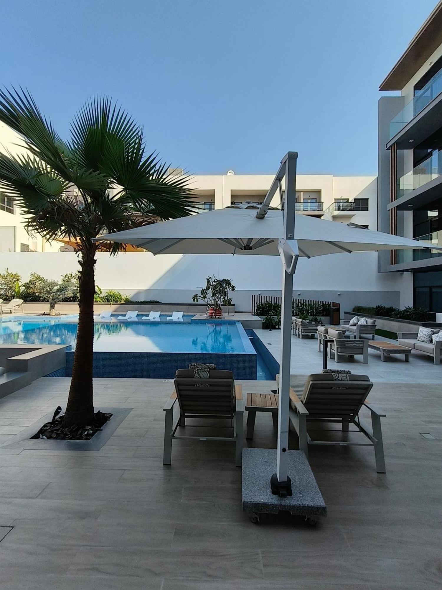 Boutique Loft, Stylish, Cozy And Luxurious Style In Wonderful Building With 2 Pools & Gym * Dubaï
