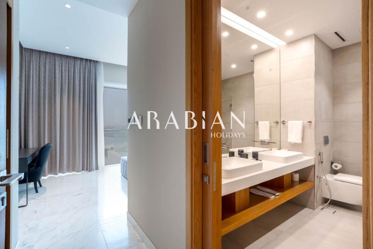 Appartement Exquisite 2br At 1 Jbr With Sea View