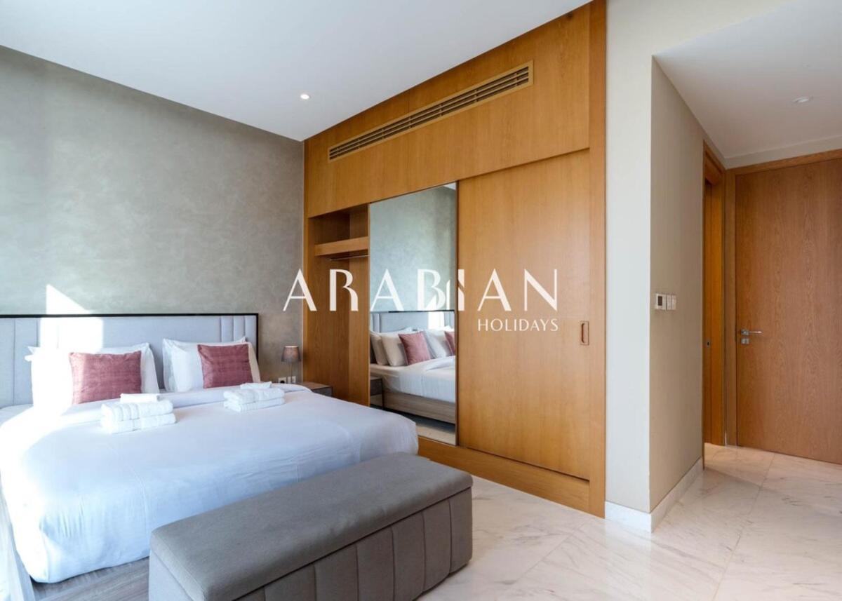 Appartement Exquisite 2br At 1 Jbr With Sea View