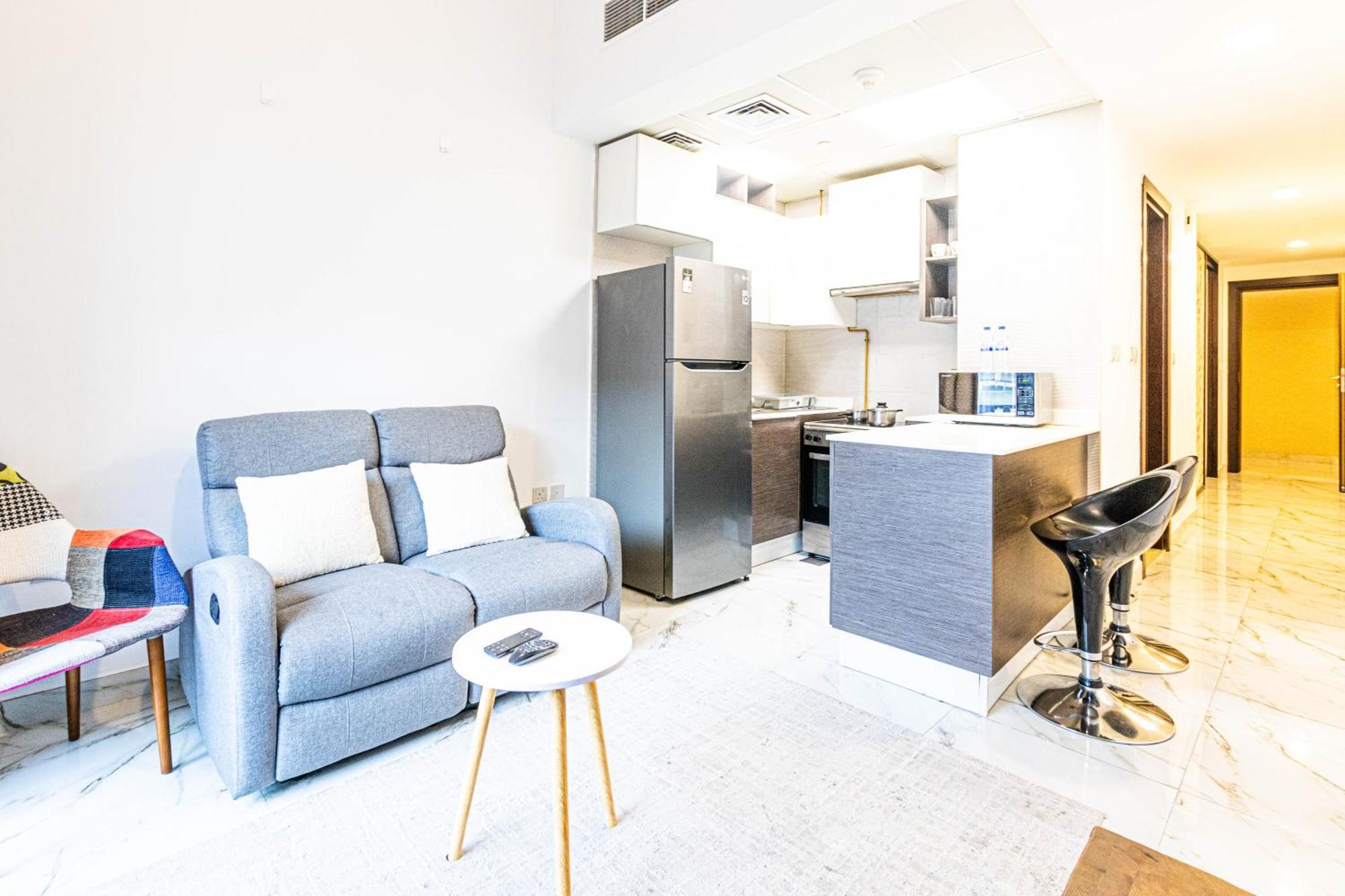 Chic Fully Furnished Joya Appartement