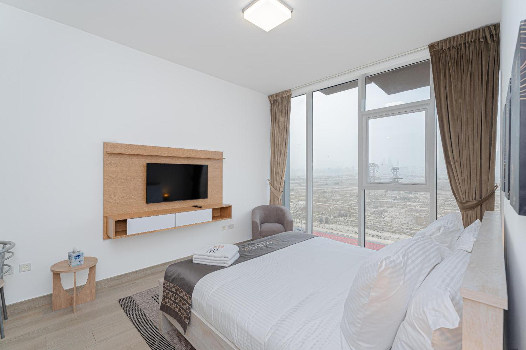 Escape24 Modern Bloom Tower Jumeirah Village Circle Jvc Apartamento Dubái