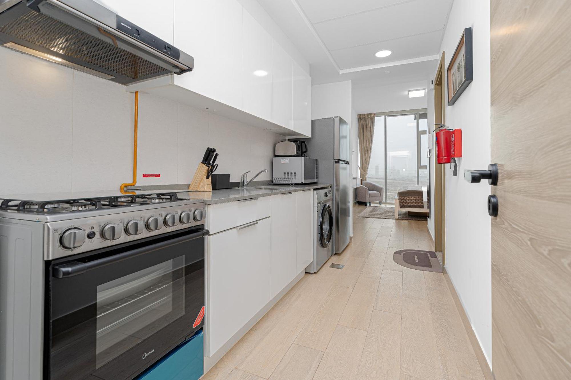 Apartamento Escape24 Modern Bloom Tower Jumeirah Village Circle Jvc Dubái