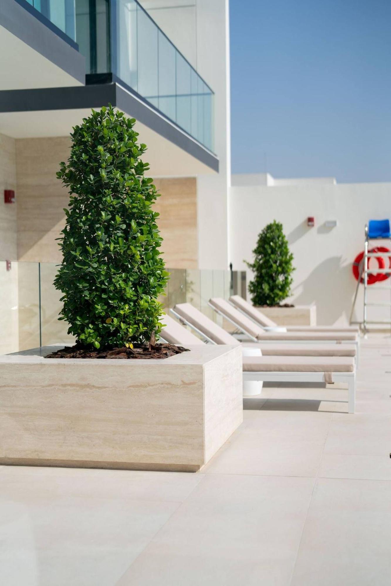 Appartement Spacious 1br In Jvc With Big Balcony Dubaï