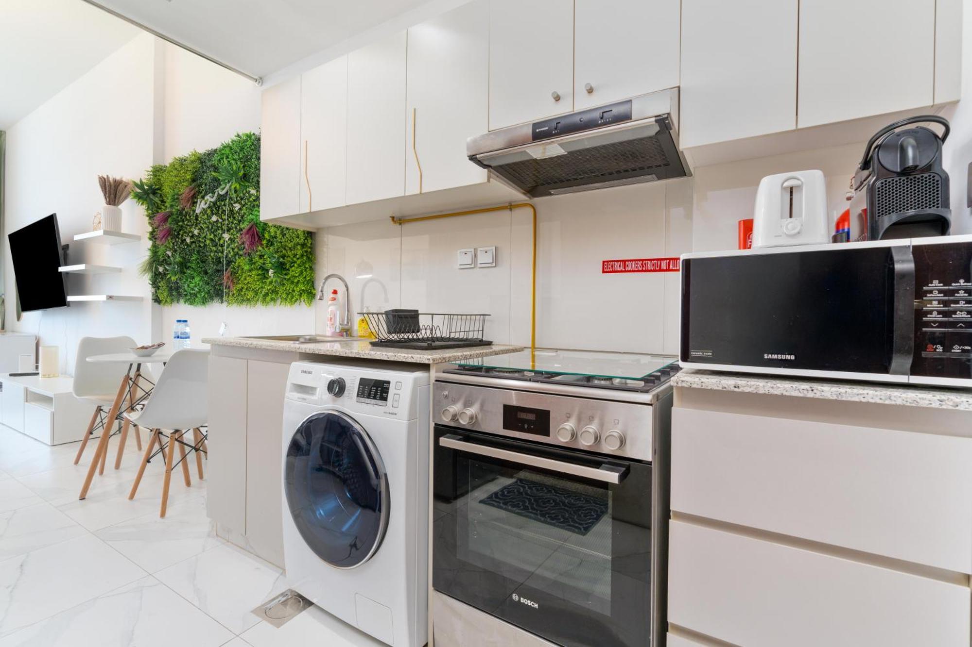 Apartamento Bespoke Homes - With Canal Views In Millenium Binghatti Residences *