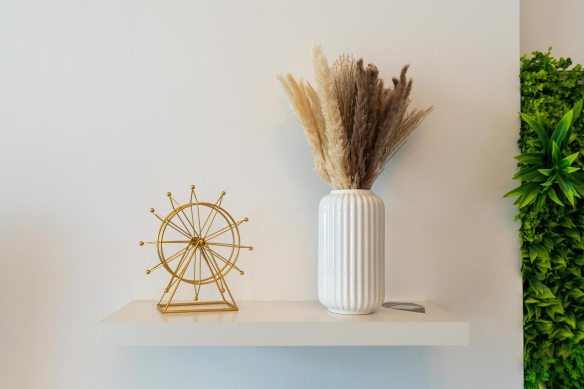 Apartamento Bespoke Homes - With Canal Views In Millenium Binghatti Residences Dubái