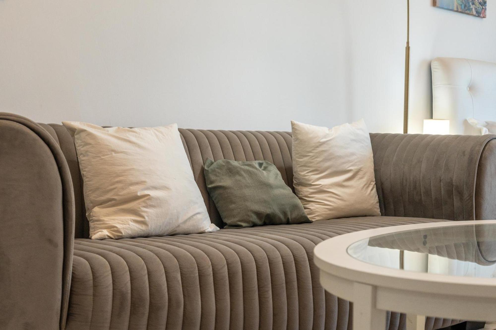Apartamento Bespoke Homes - With Canal Views In Millenium Binghatti Residences *
