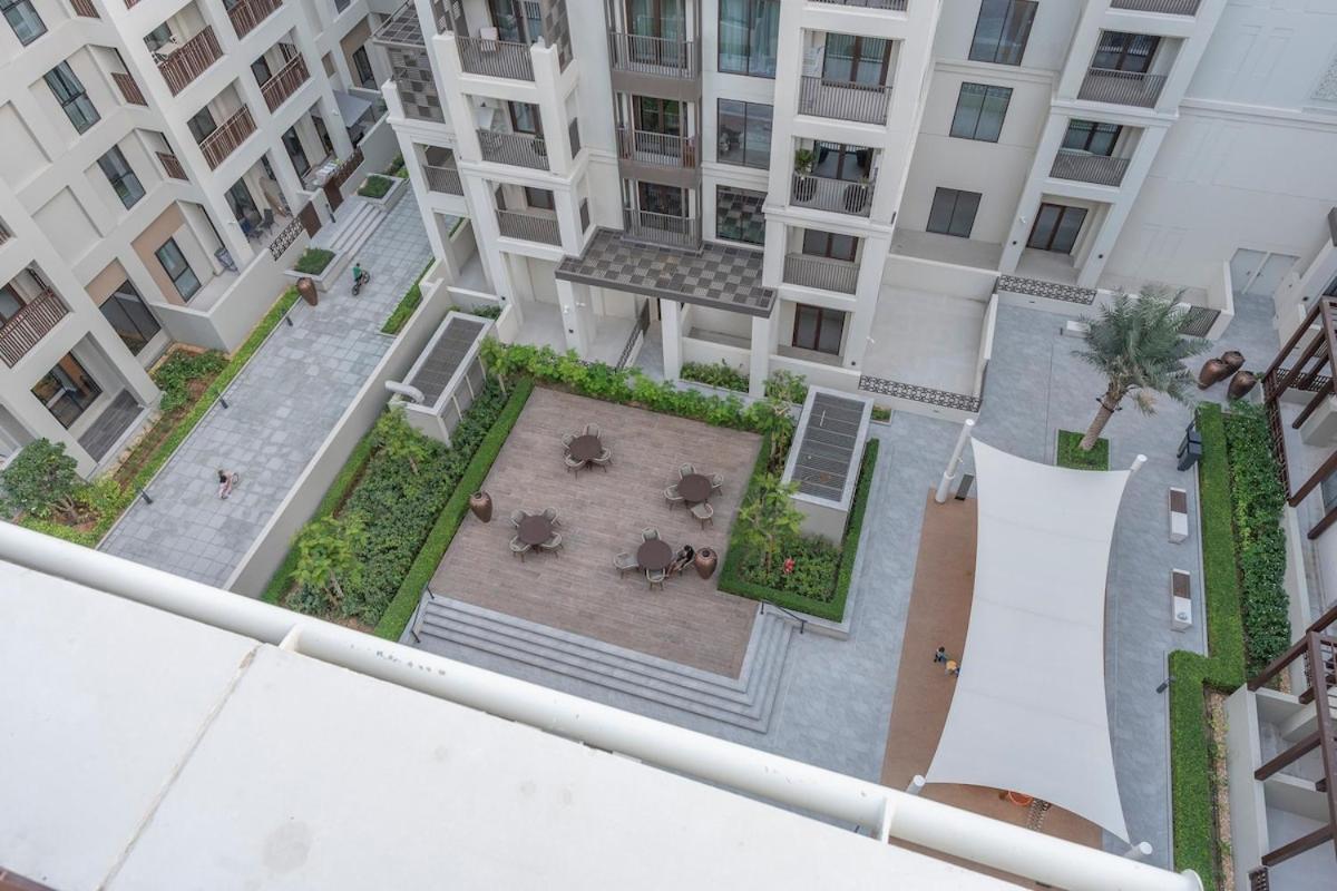 Peaceful 4-bedroom Bright Kitchen Space In Creek Harbour Appartement *