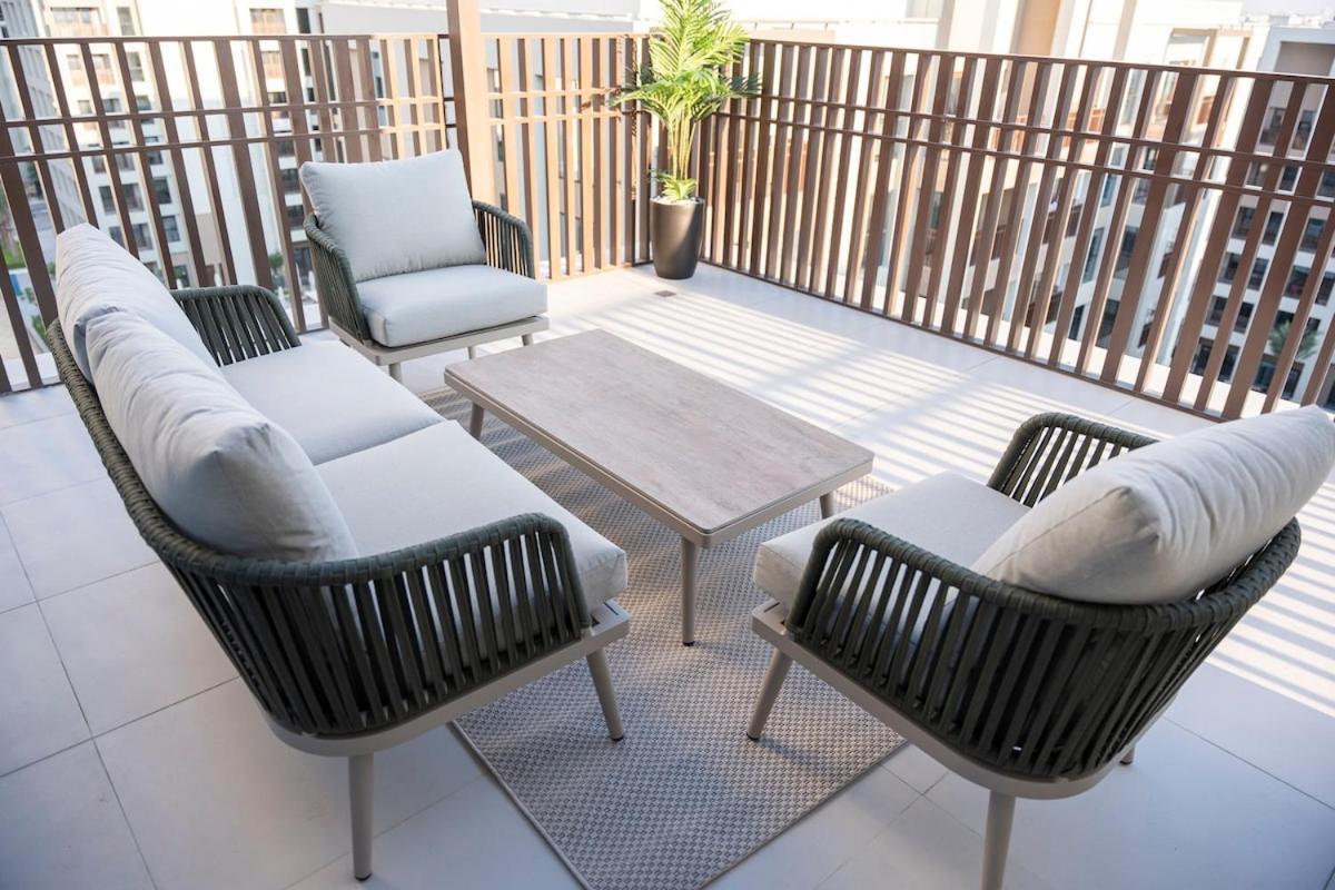 Appartement Peaceful 4-bedroom Bright Kitchen Space In Creek Harbour