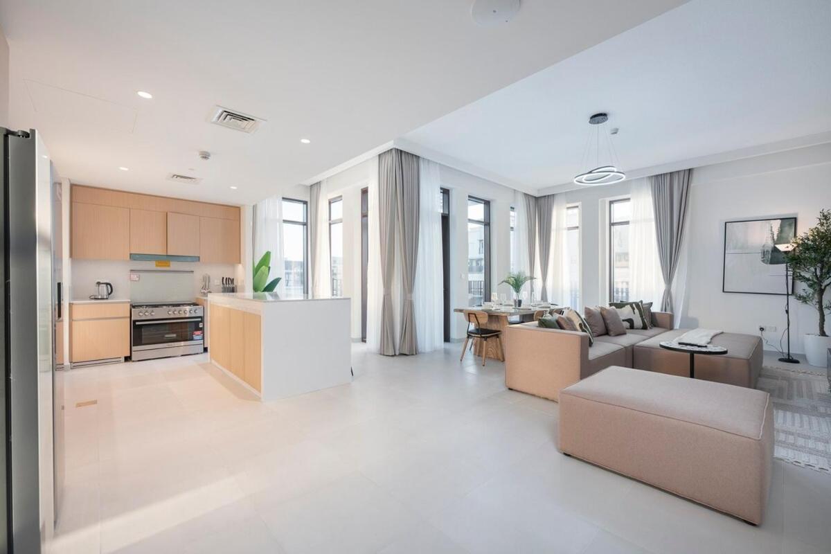 Peaceful 4-bedroom Bright Kitchen Space In Creek Harbour Dubaï