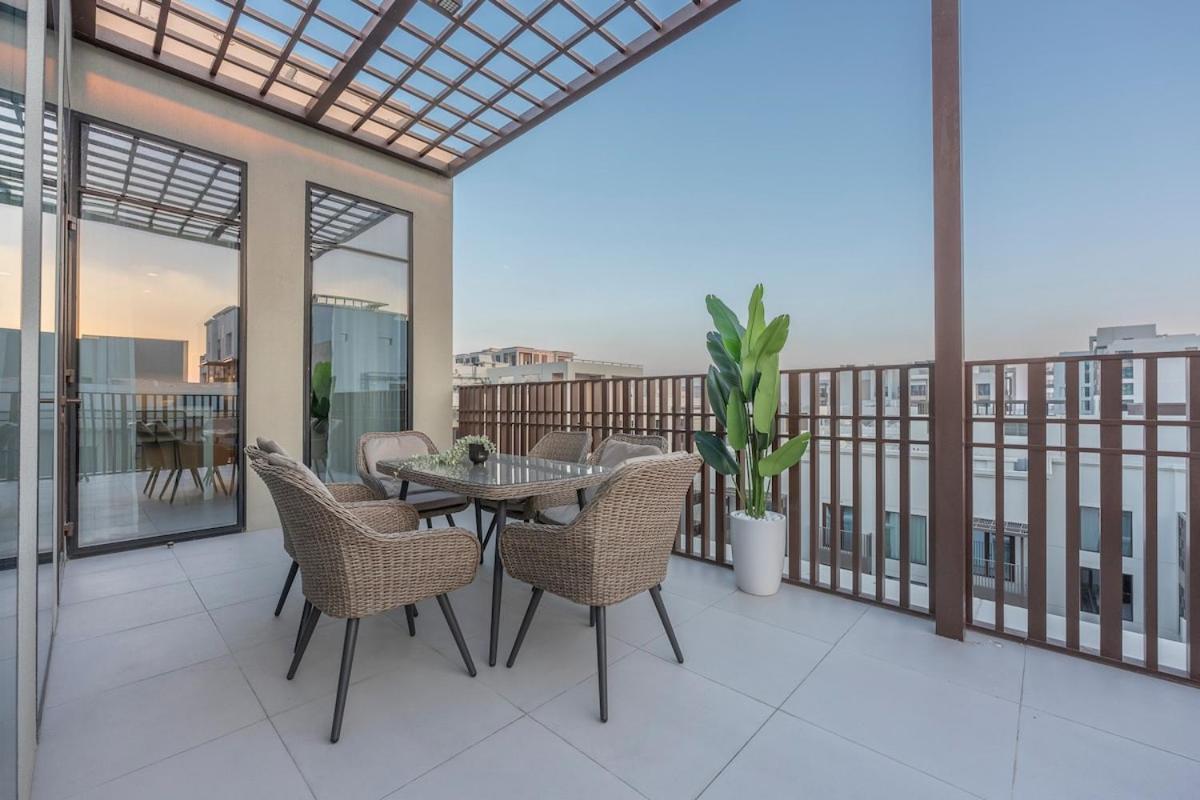 Appartement Peaceful 4-bedroom Bright Kitchen Space In Creek Harbour