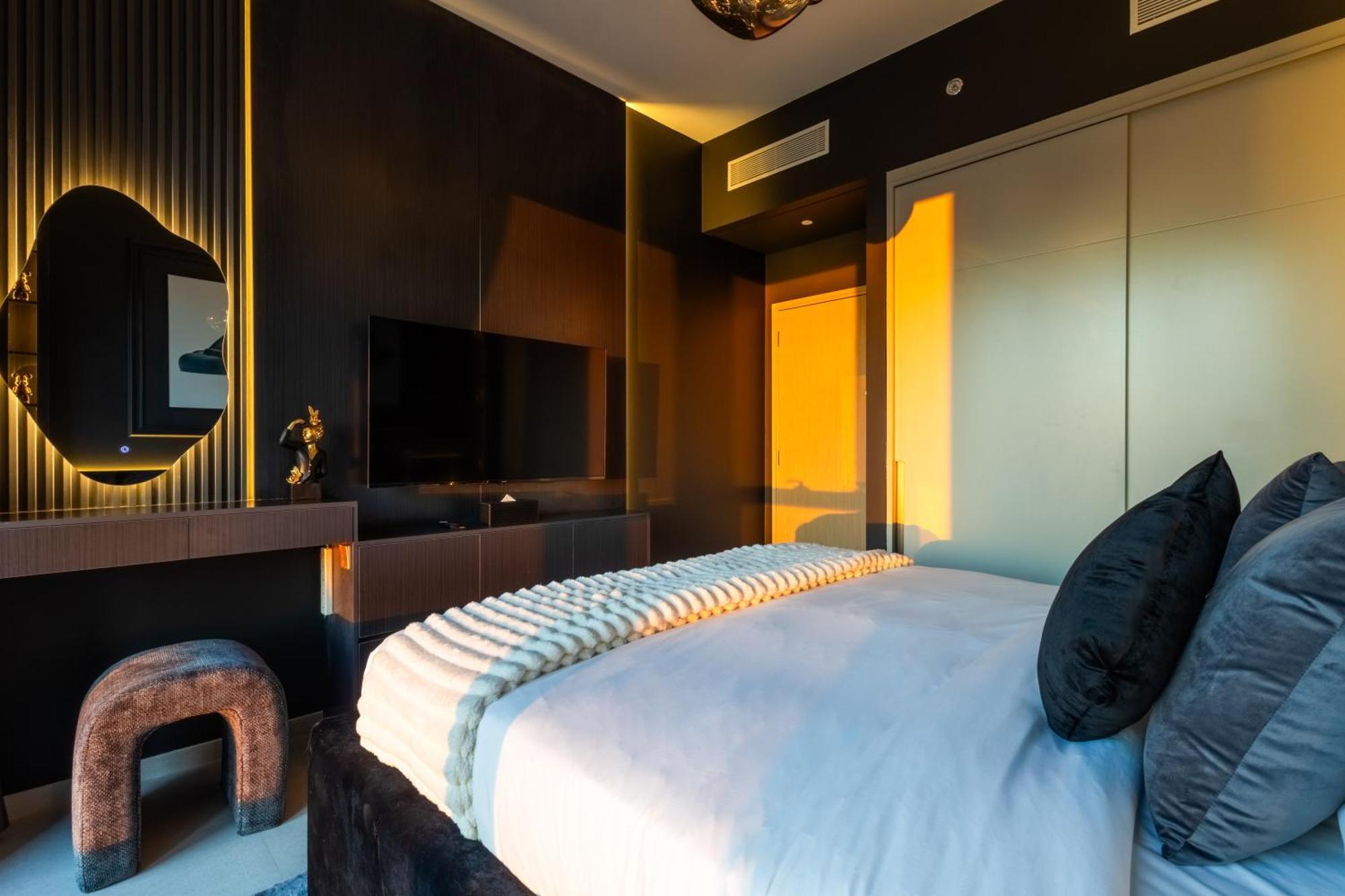 Brand New Luxe Downtown 46th Floor * Dubaï