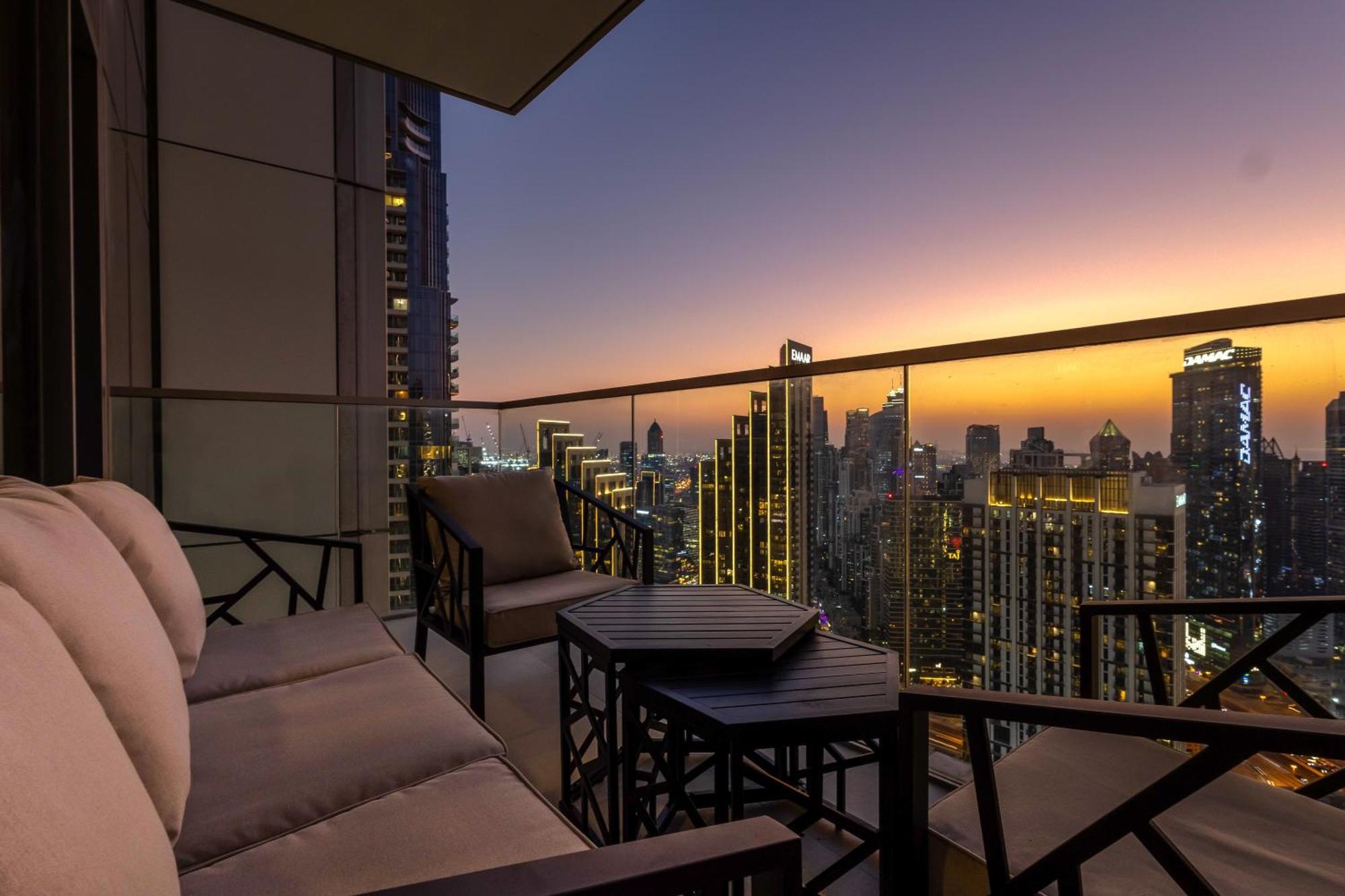 Brand New Luxe Downtown 46th Floor