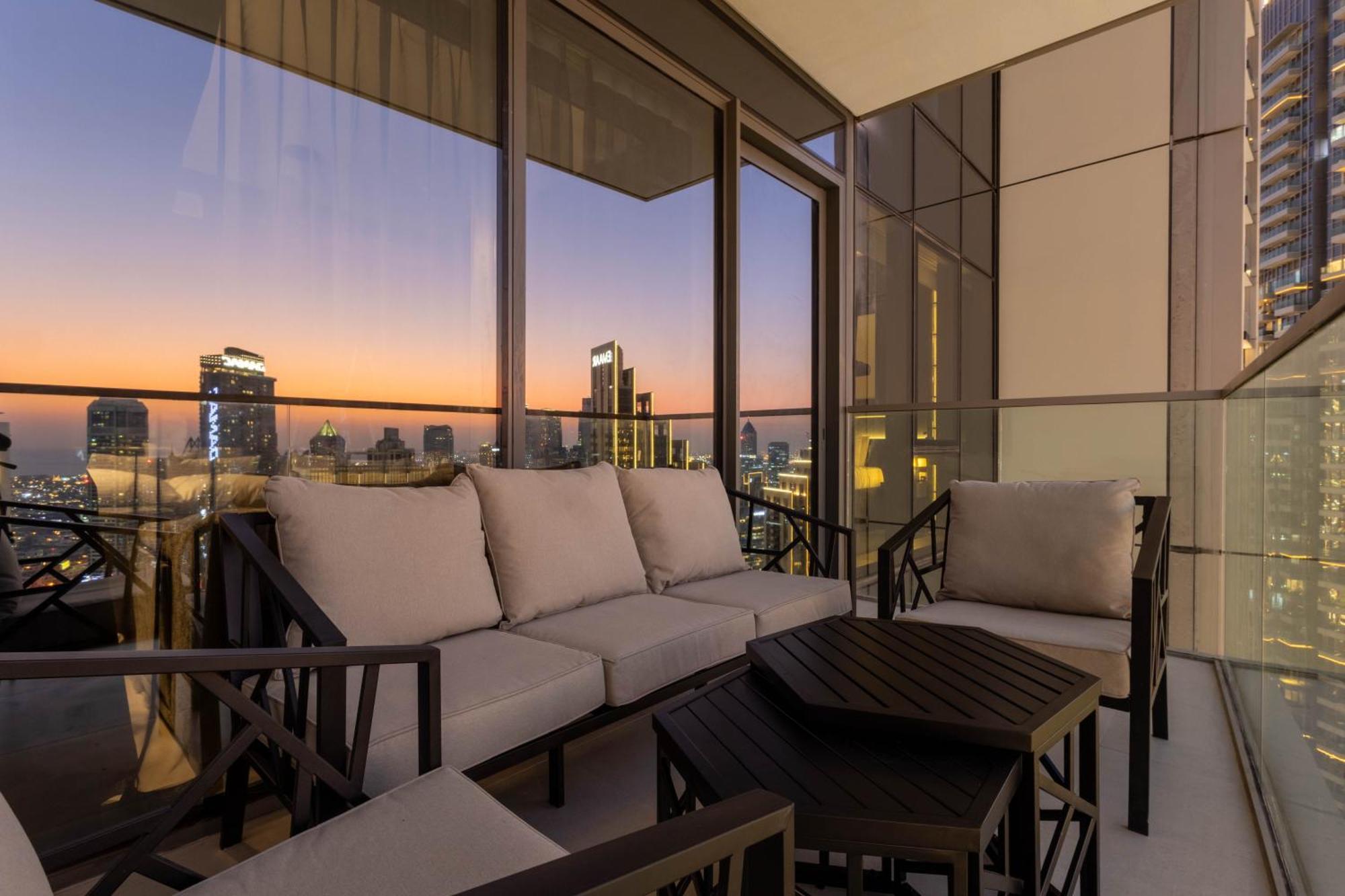 Brand New Luxe Downtown 46th Floor Dubaï
