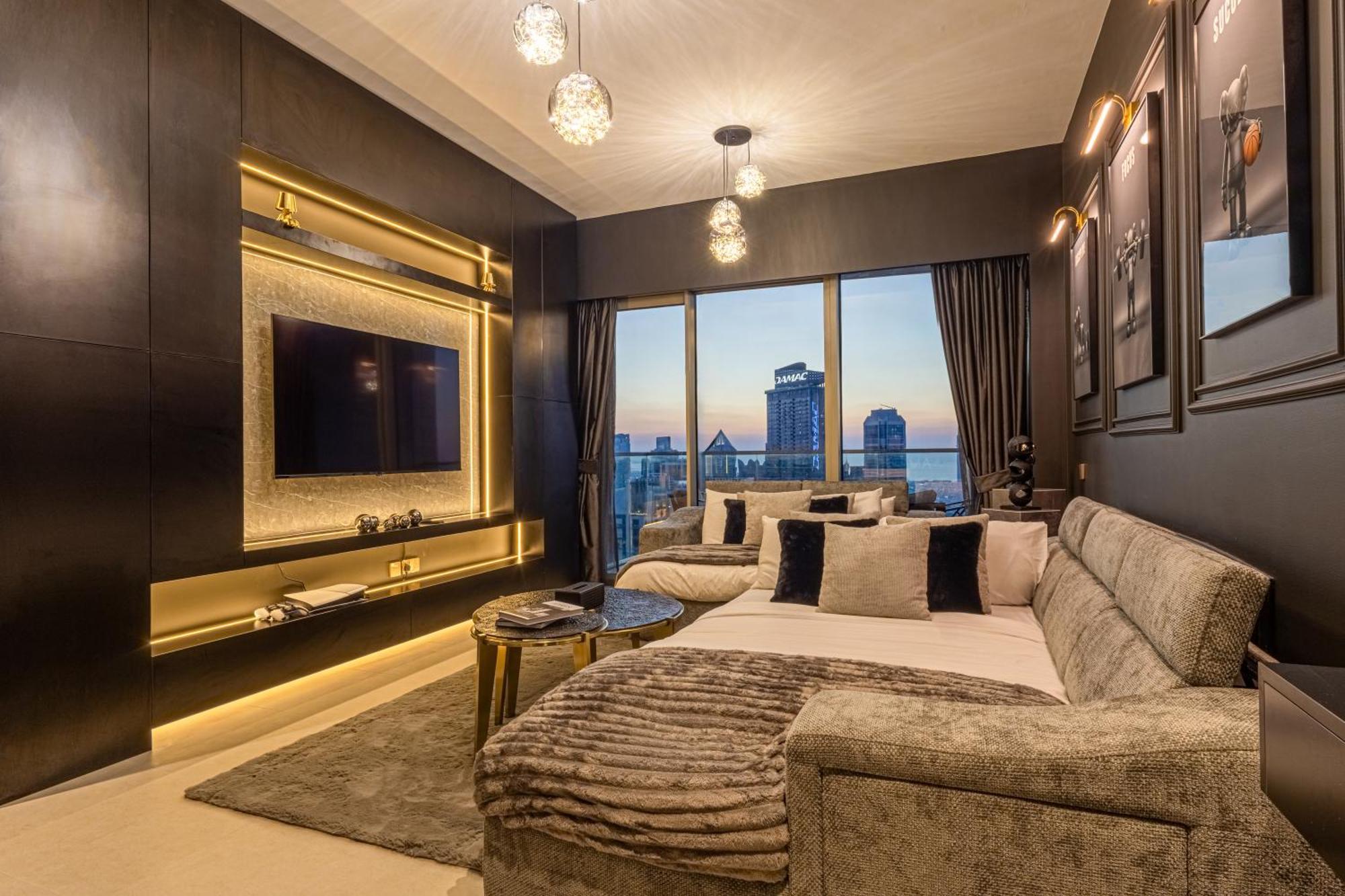 Appartement Brand New Luxe Downtown 46th Floor Dubaï