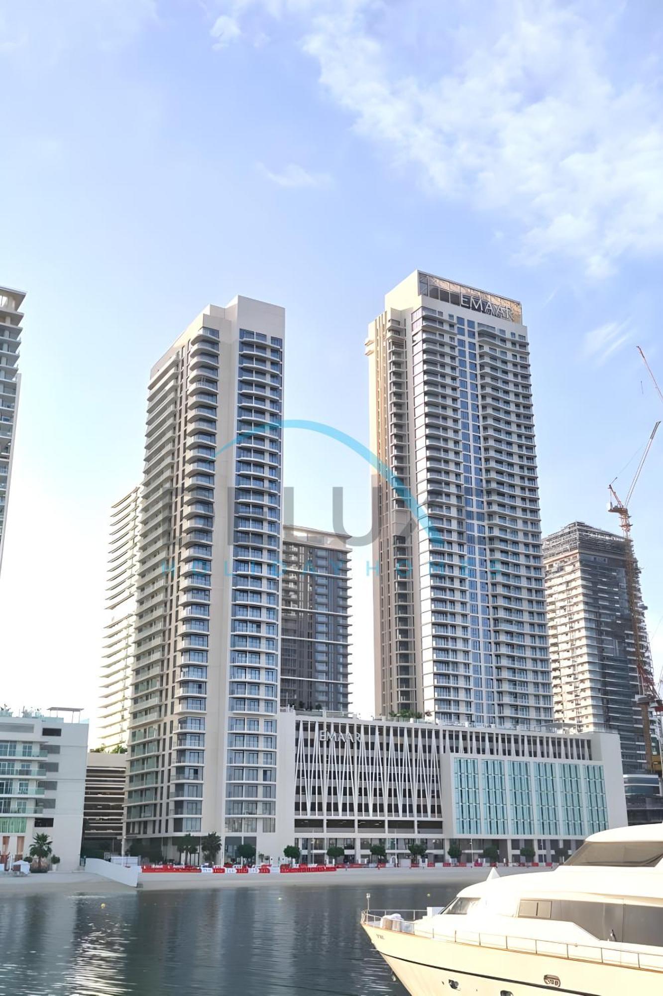 Harbour & Sea Views 1 Bedroom Near Key Landmarks, Marina Vista T1, Emaar Beachfront By Deluxe Homes Appartement *