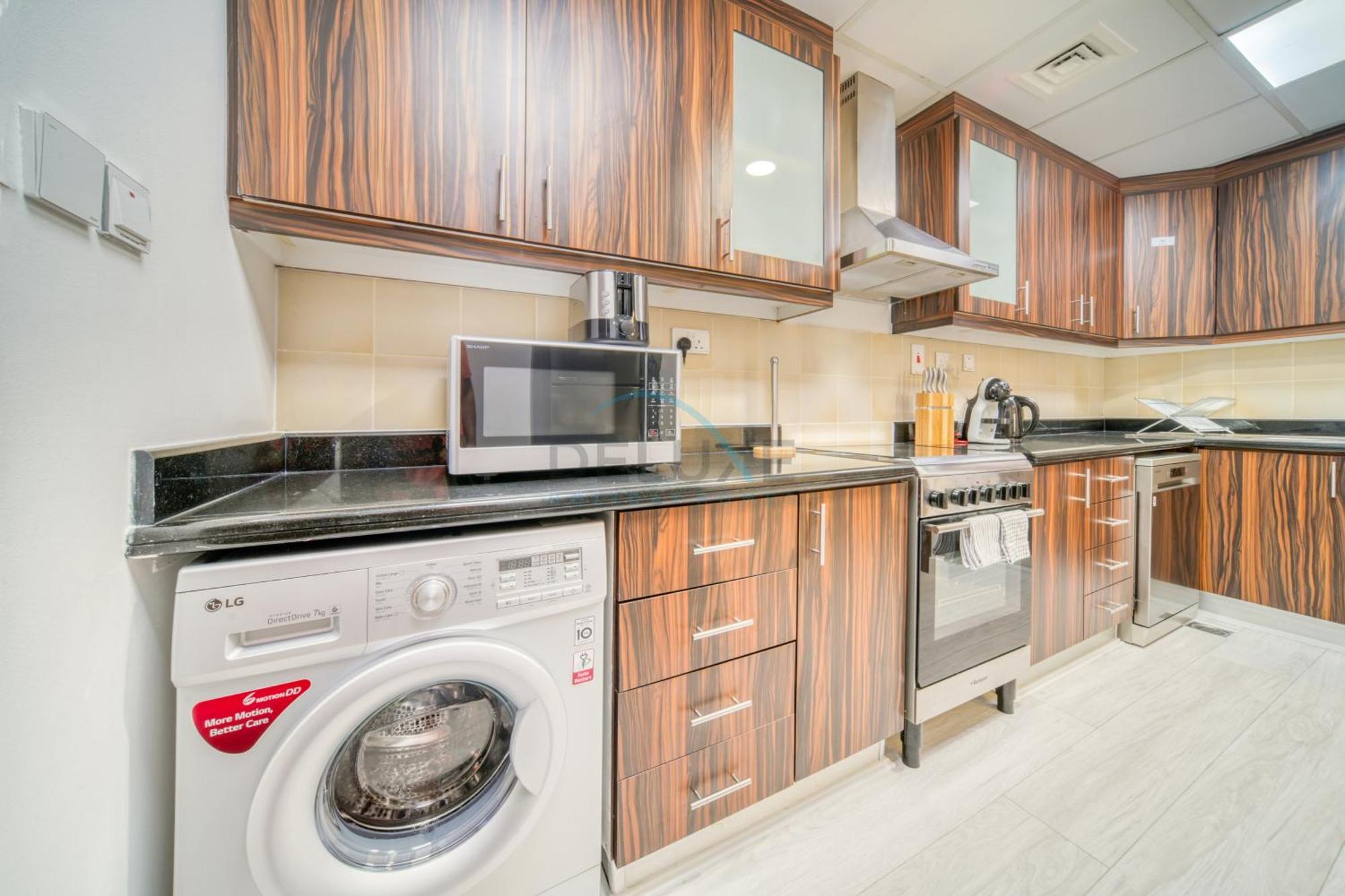 Appartement High Floor 2br With A View Of The Marina Canal Steps Away From The , Shams 1, Jbr By Deluxe Homes