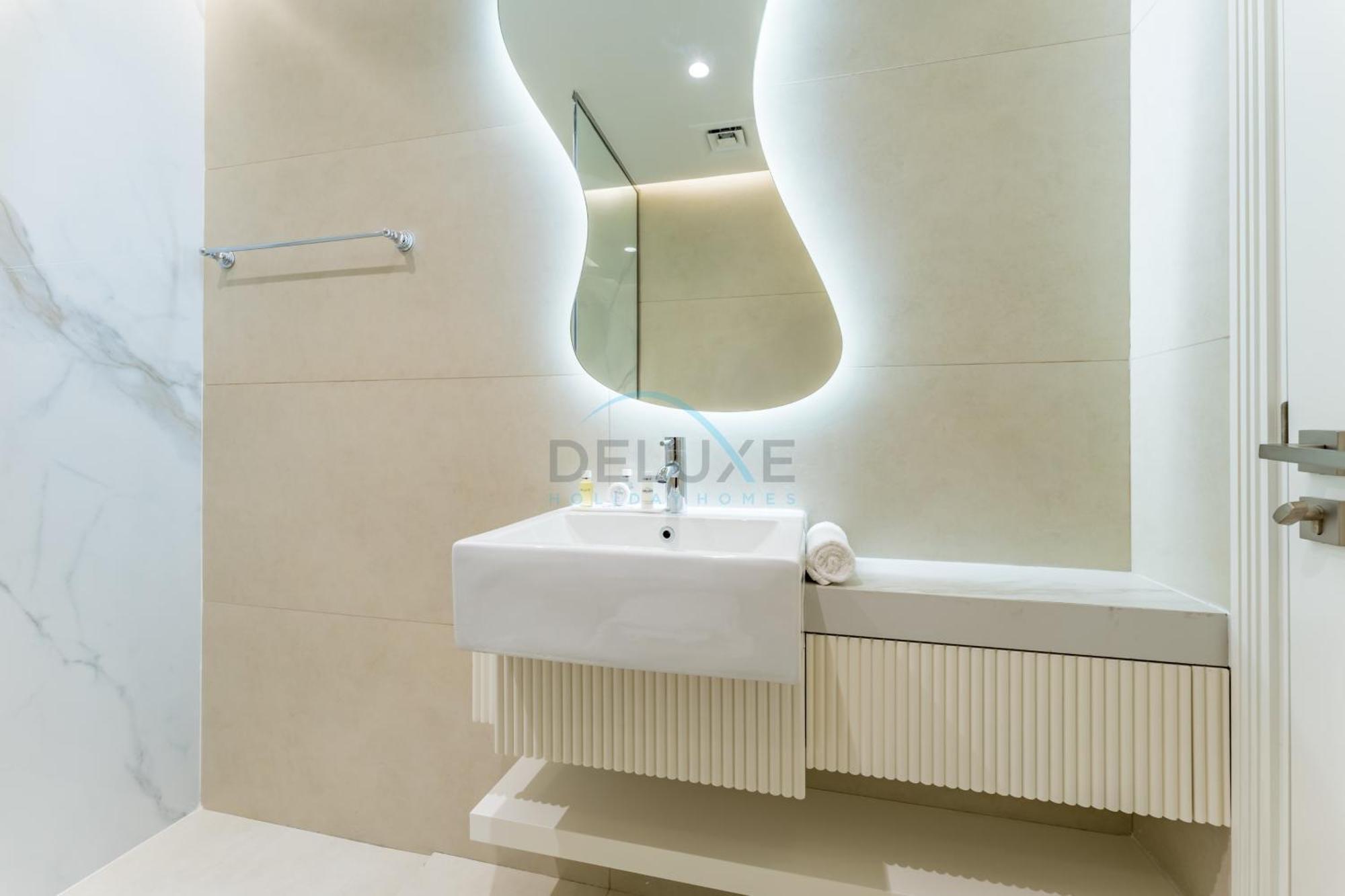 Appartement Renovated Unit With Skyscraper Views, Close To Jbr Beach, Elite Residence, Marina By Deluxe Homes