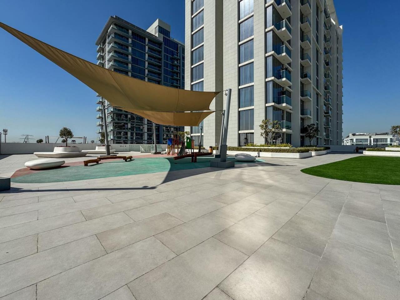 Appartement Luxury Lagoon-side Living 1-bed In District One
