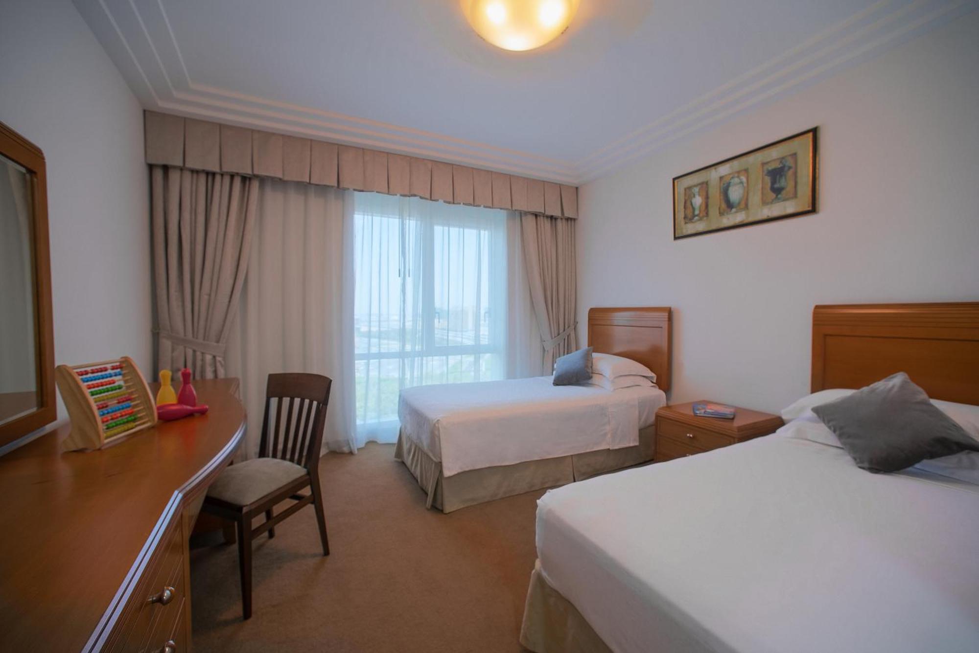 Grand Hyatt Aparthotel