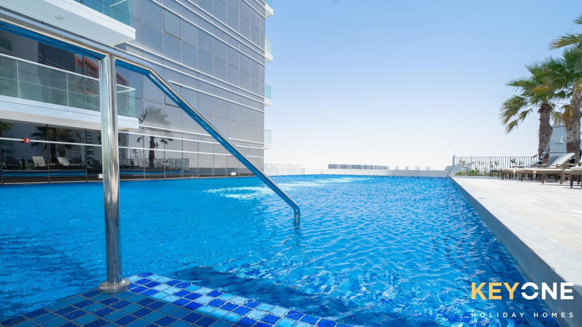 Elegant One Bedroom In Damac Hills *