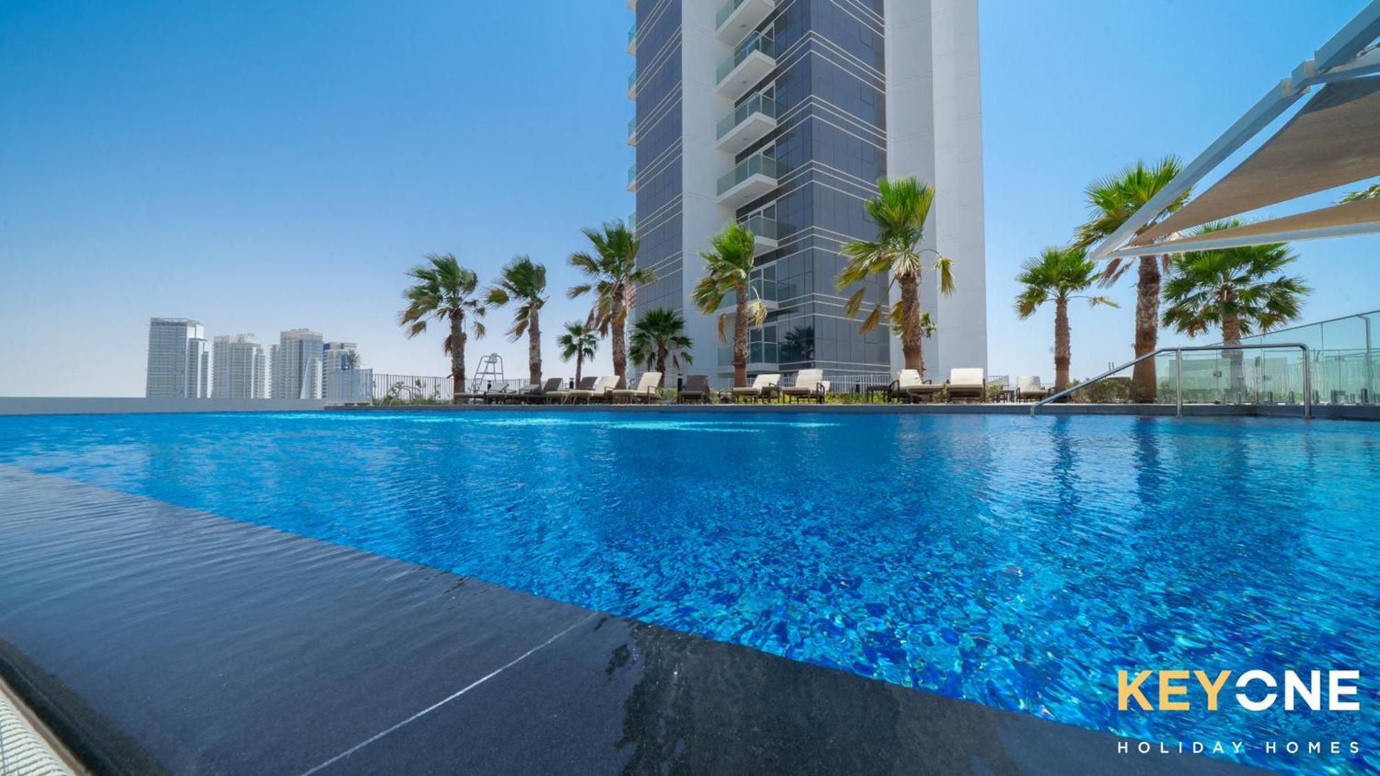 Elegant One Bedroom In Damac Hills Apartamento *