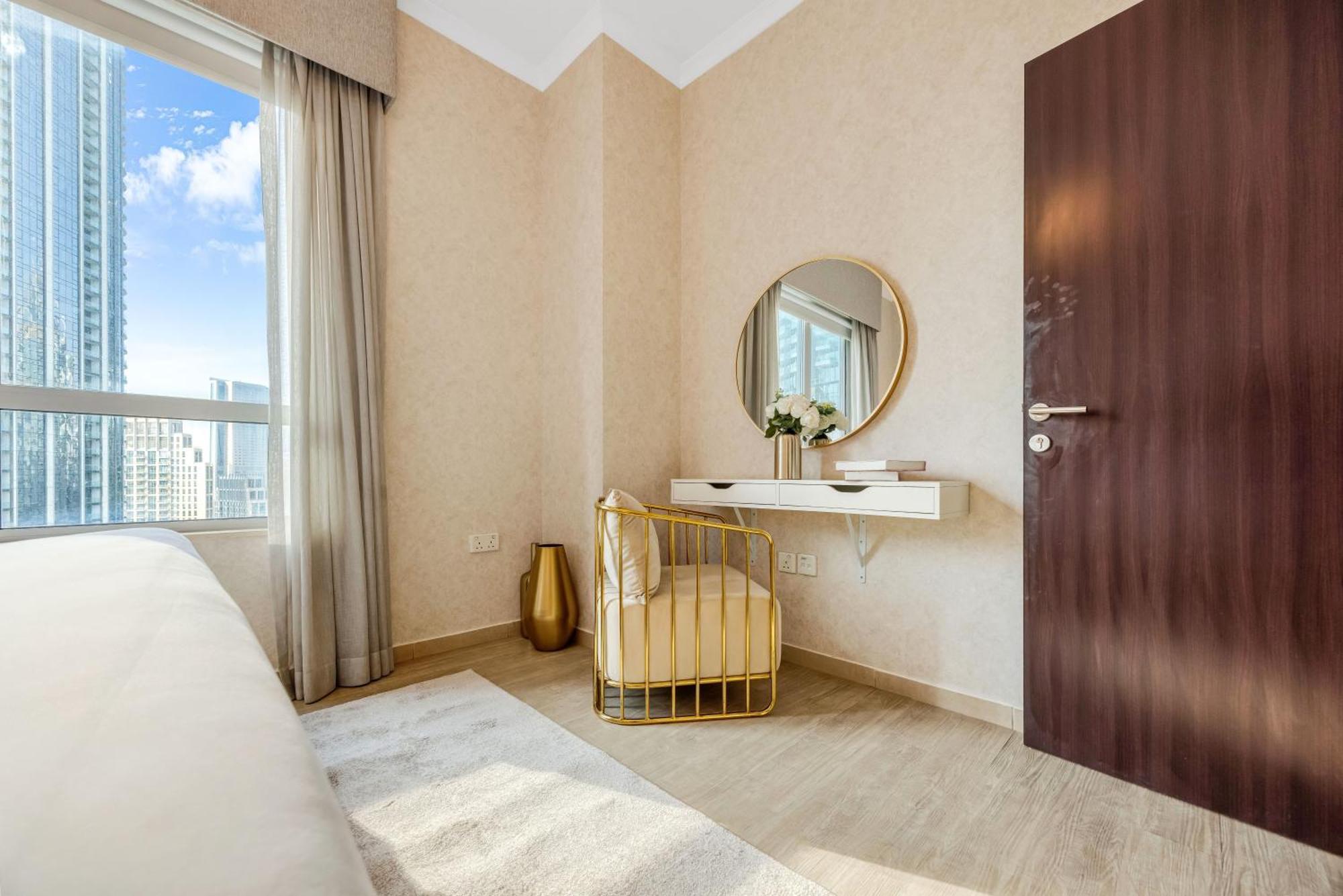 Durrani Homes - Grandiose 5br Besides Mall With Burjkhalifa And Fountain View Lejlighed