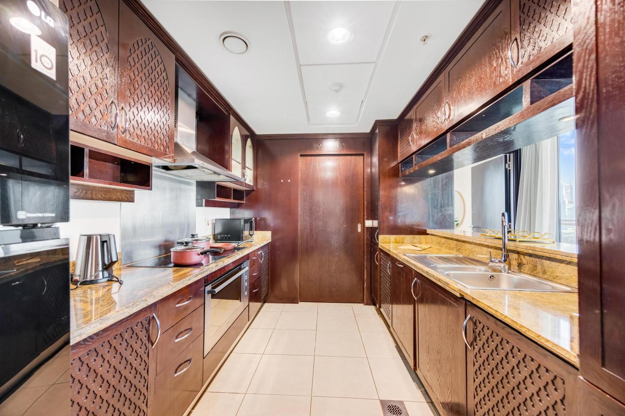 Lejlighed Durrani Homes - Grandiose 5br Besides Mall With Burjkhalifa And Fountain View