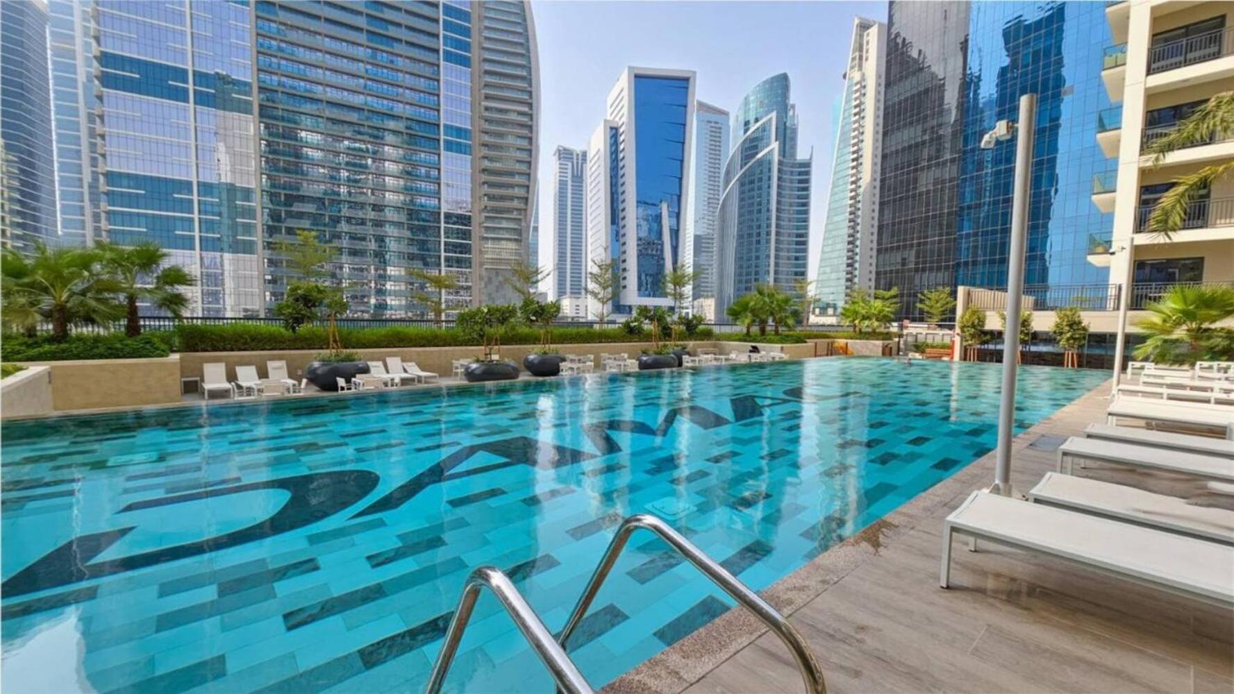 Elegant Escapes - Lavish 1b,dubai Water Canal View