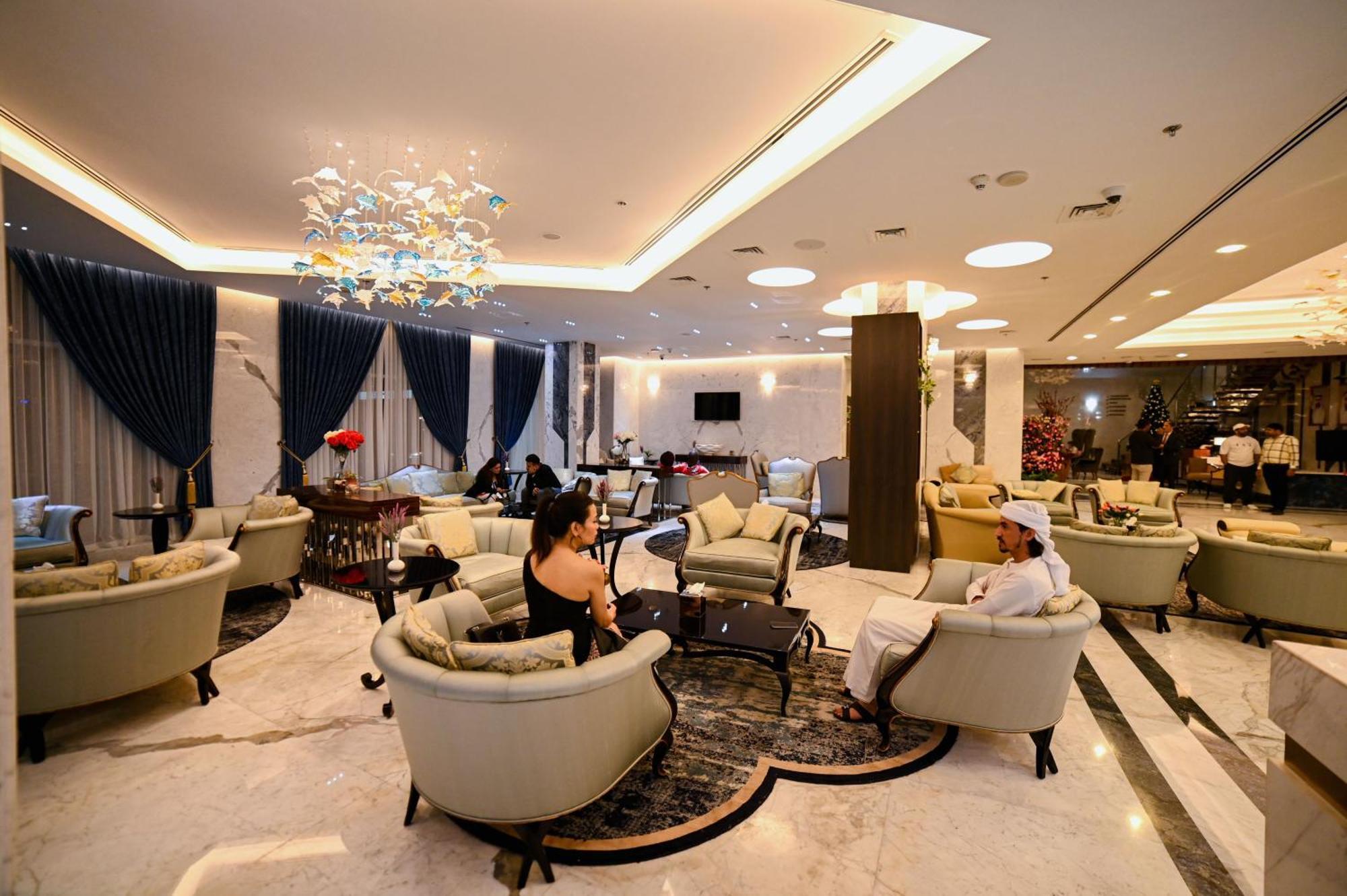 Seven Seas Hotel