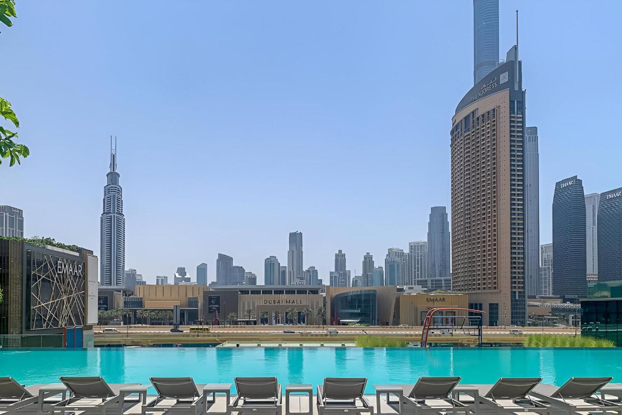 Fresh New 2 Bedroom! Amazing Burj Khalifa View! 5-star Pool & Gym Access! Appartement