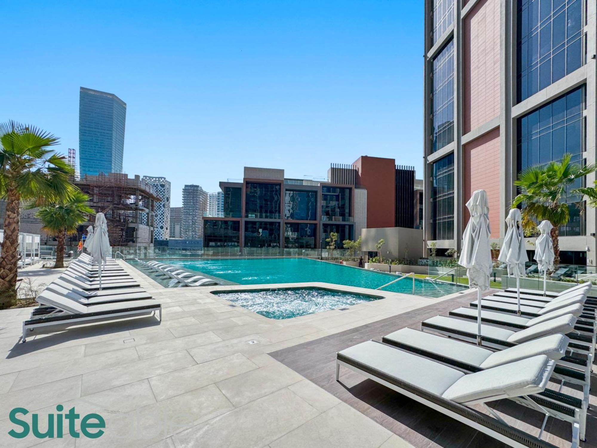 Luxury One Bedroom With Burj Khalifa View Dubai