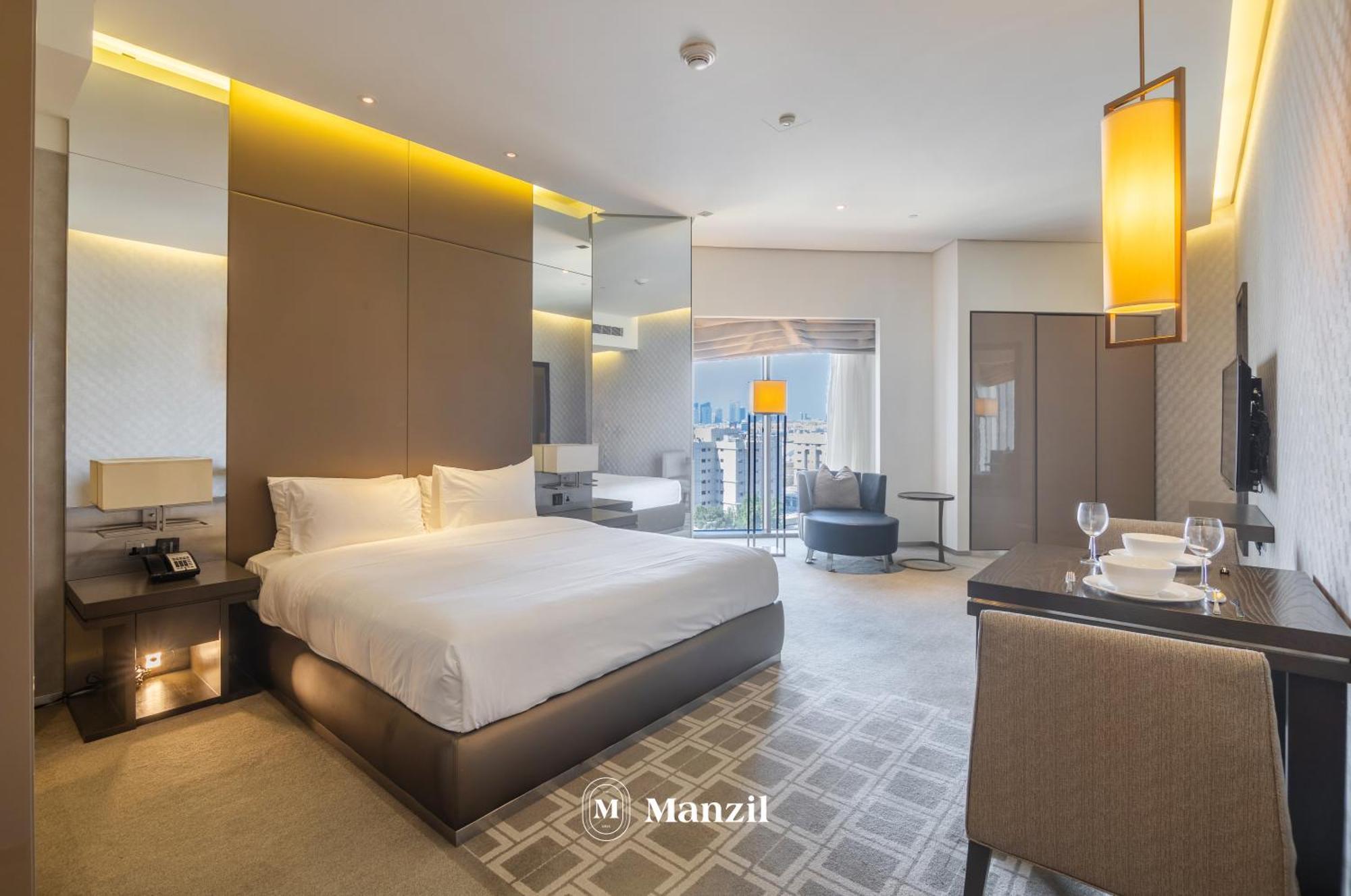 Luxury & In Creek Heights, Near Wafi Mall & Frame Appartement