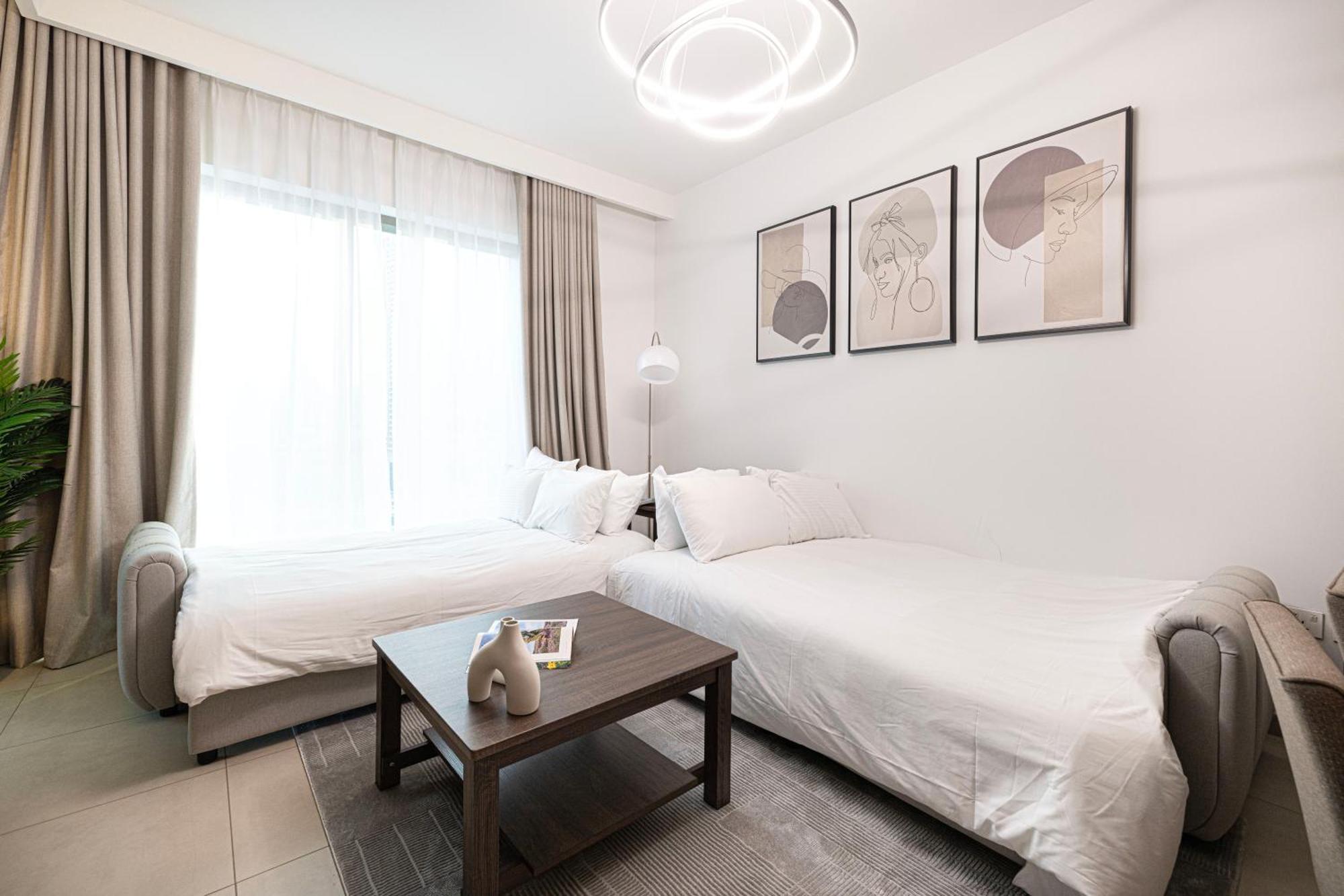 Appartement Fresh New 2 Bedroom! Amazing Burj Khalifa View! 5-star Pool & Gym Access!