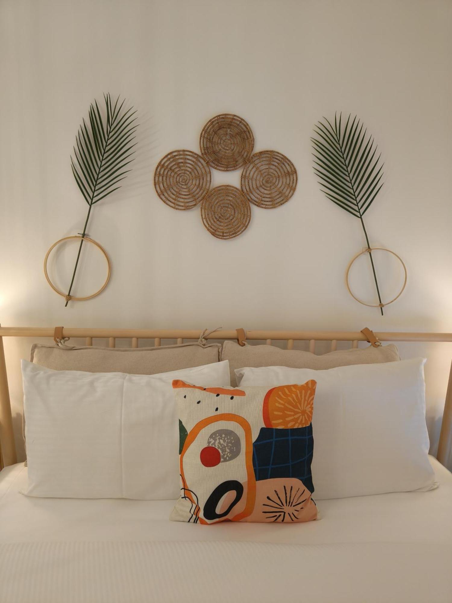 Appartement Boutique Loft, Stylish, Cozy And Luxurious Style In Wonderful Building With 2 Pools & Gym Dubaï