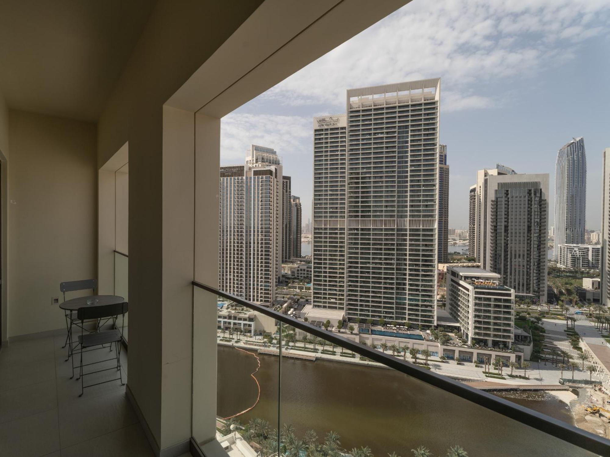 Pristine Luxury 2bdr With Sofa Bed In Vida Residences- Creek Dubaï