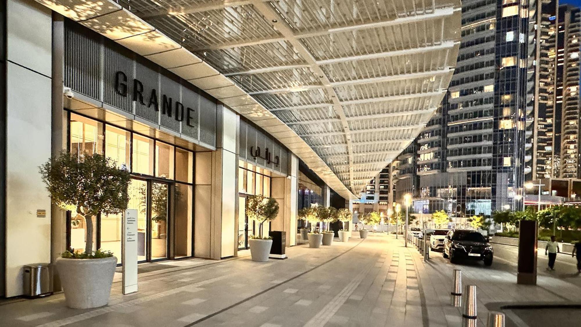 Vayk - The Burj Diamond Fountain View - Grande Signature - Downtown In - 2br Appartement