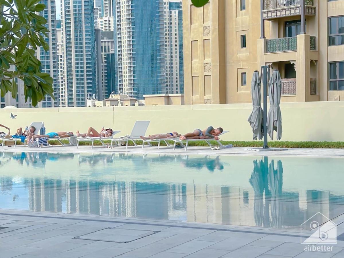 Apartment Luxurious Burj Royale 1b With Balcony & Views *