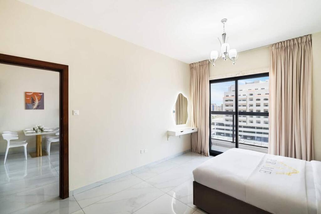 Super Elegant 1bhk - Bnh Tower * Dubaï