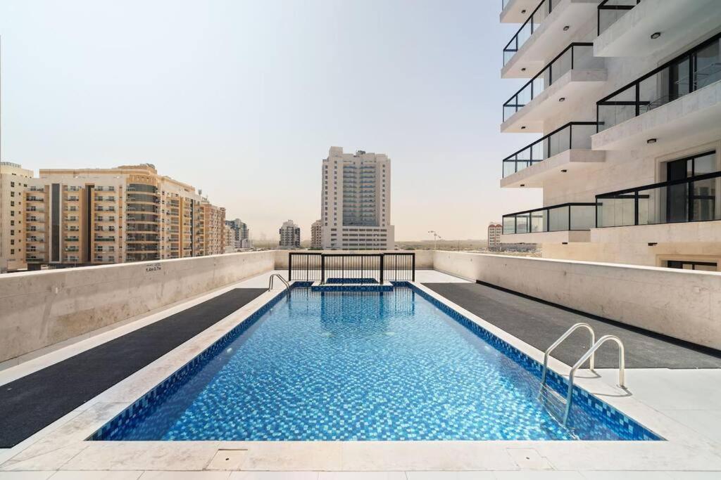 Super Elegant 1bhk - Bnh Tower Dubaï