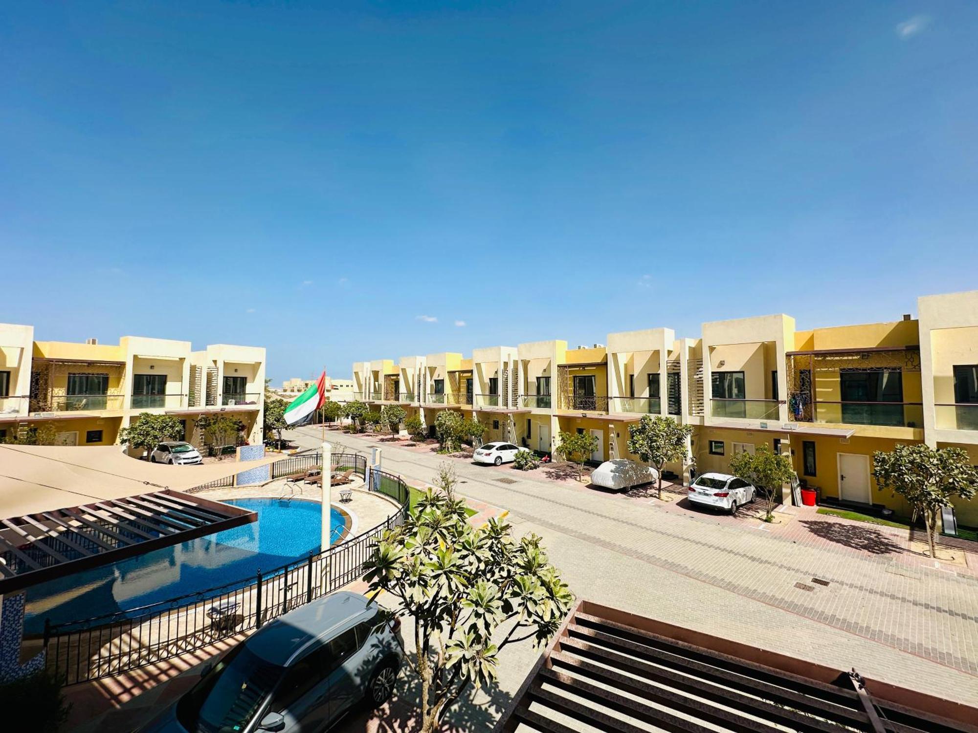 Vilă Family-friendly 1br With Play Area+pool. Uae *