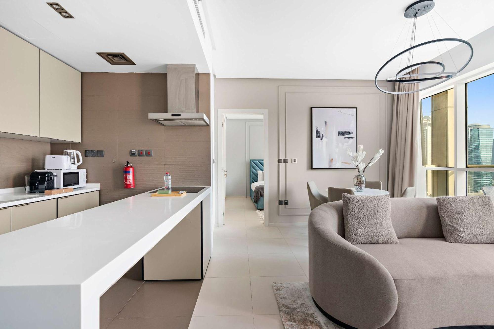 Silkhaus Chic 1bdr In West Avenue With Pool & Gym Access Appartement Dubaï