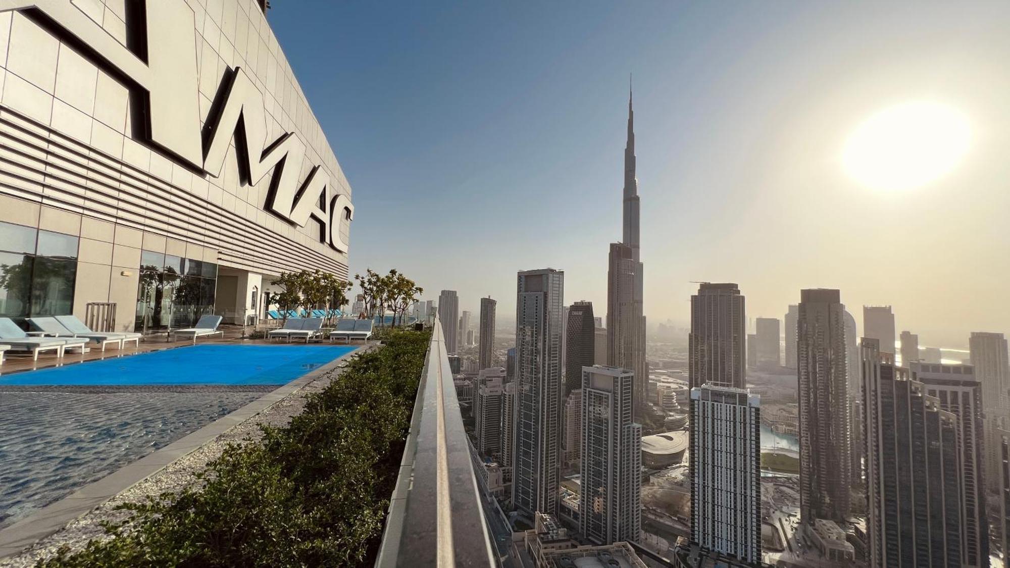 Apartamento Paramount Tower And Residences With Infinity Sky Pool Dubái