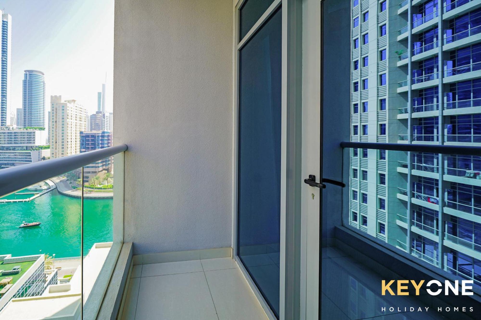 Magnificent Two Bedroom Beachfront *